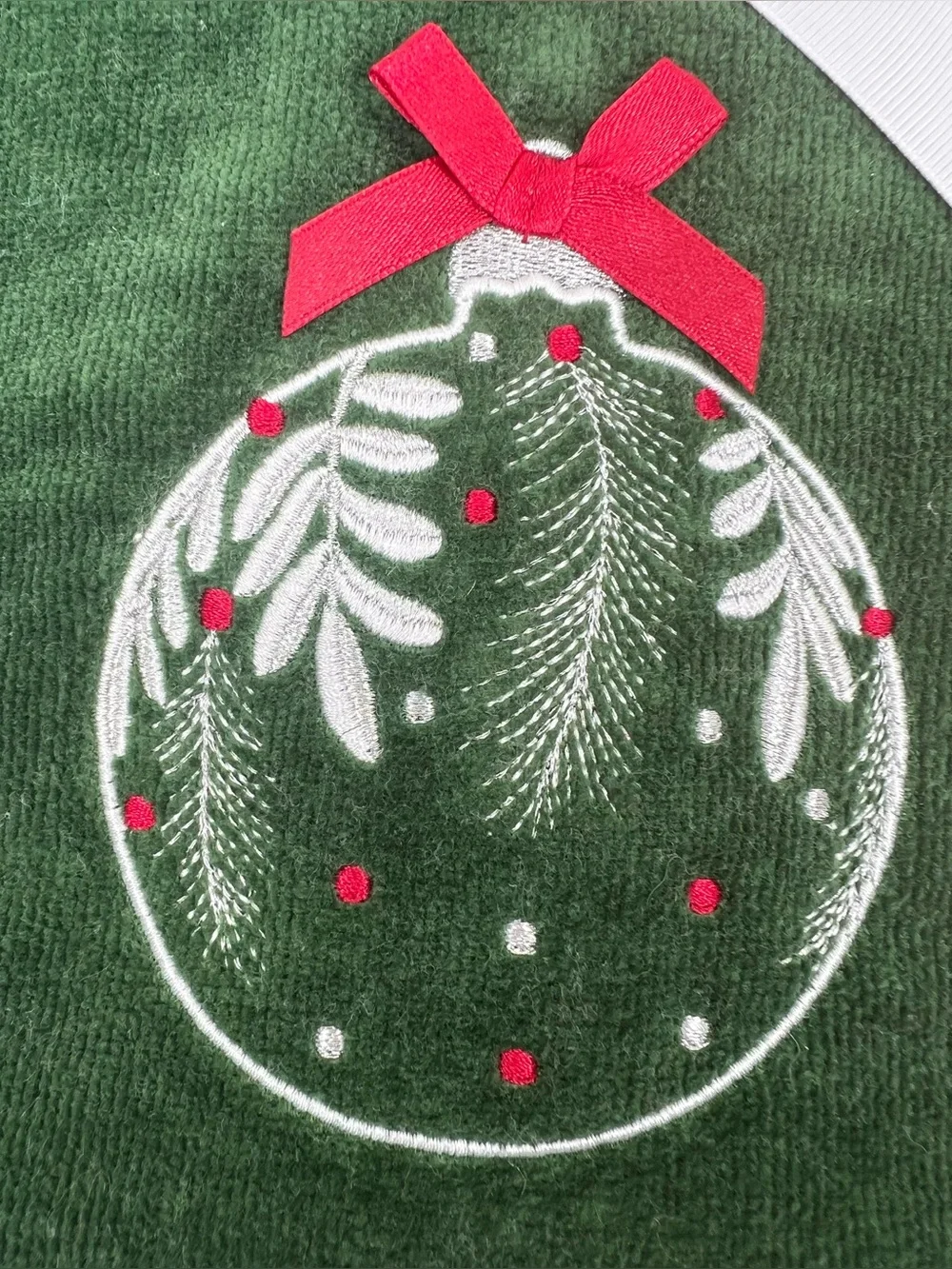 Brand New-Kassa Decor Christmas Bulb Hand Towels-Set of 2